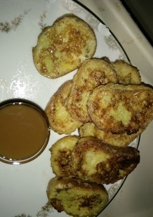 A picture of Momma's Tropical French Toast.