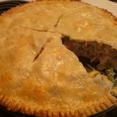 A picture of Easy chicken pot pie.