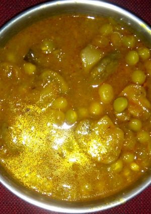A picture of Mushroom matar.