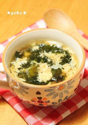 A picture of Egg and Wakame Oyster and Ponzu Soup.