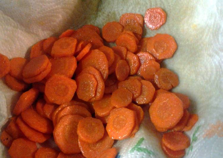 fried carrot chips