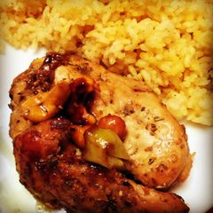 A picture of Chicken curry cachews.