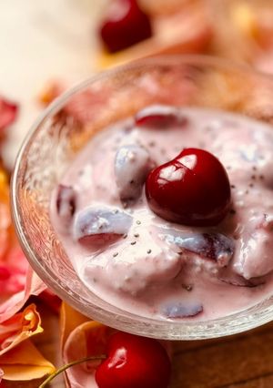 Hình của món 💚 Cherry Đỏ Dằm Yoghurt & Hạt Chia.
