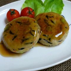 A picture of Healthy Meatless Okara Tofu Hamburgers.