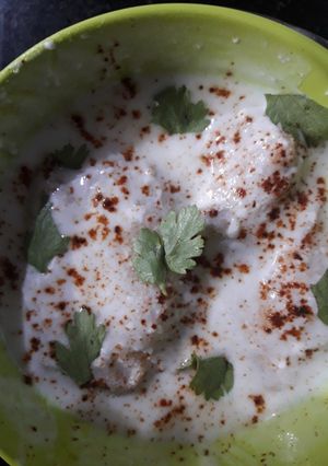 A picture of Dahi Vada.