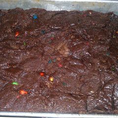 A picture of chocolate M&M fudge.