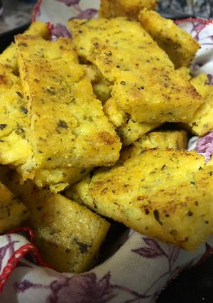 Una foto de Polenta Sticks