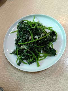 蒜蓉炒地瓜葉 的食譜成品照片
