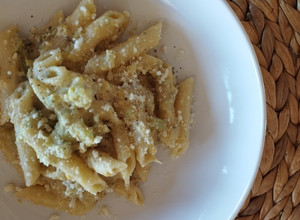 Foto di Penne crema di ceci e cavolfiore, ricetta del riciclo 🌷