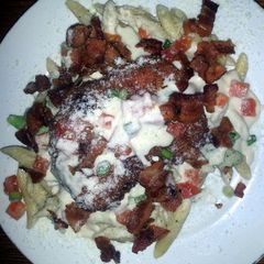 Chicken Alfredo A picture of Chicken Alfredo.