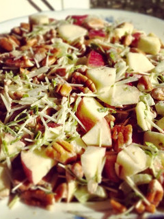 A picture of Apple & Pecan Salad.