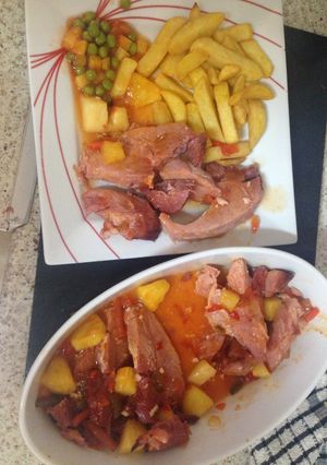 A picture of Gammon with Quick Sweet and Sour Sauce With honey 💛💙.