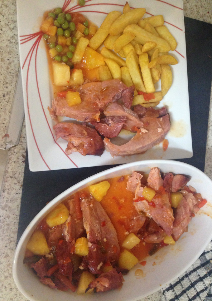A picture of Gammon with Quick Sweet and Sour Sauce With honey 💛💙.