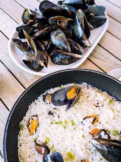 Una foto de Arroz con mejillones