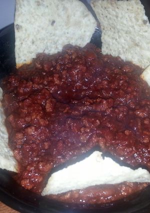 A picture of essential chili.