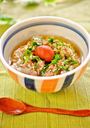 A picture of Perfect on Hot Summer Days Chilled Tuna Ochazuke (Rice Porridge).