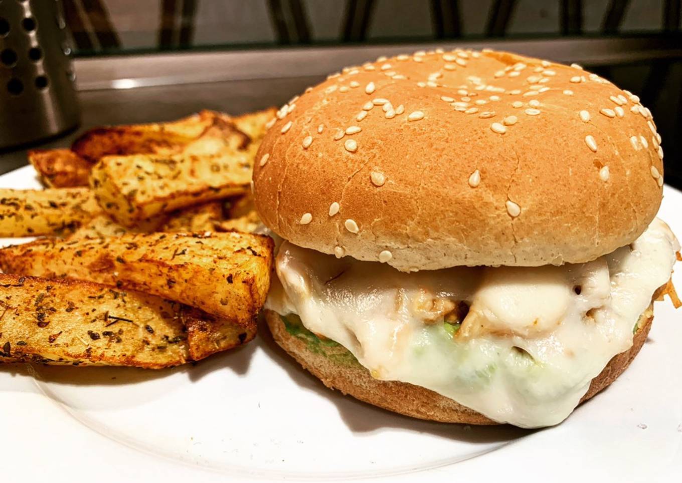 Hamburguesa de pulled chicken BBQ