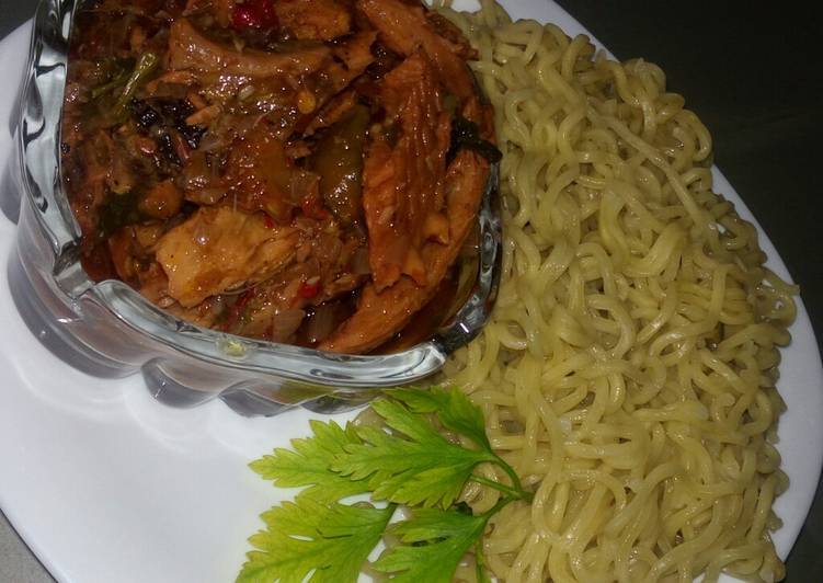 Steps to Prepare Perfect Plain indomie with fish sauce