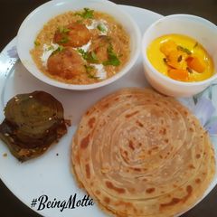 A picture of Handi Dum Aloo- Lachha Parathas.