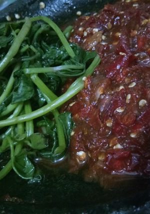 Foto resep Daun ubi dan sambal brambang asem