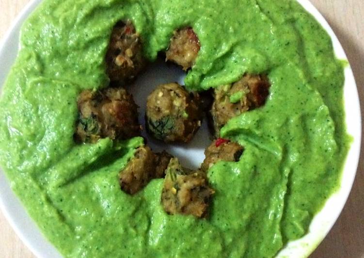 Recipe of Super Quick Homemade Broccoli soup served with meatballs