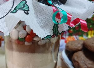 Una foto de Mezcla para preparar galletitas con cacao y confites