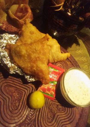 A picture of Alooo samosa.
