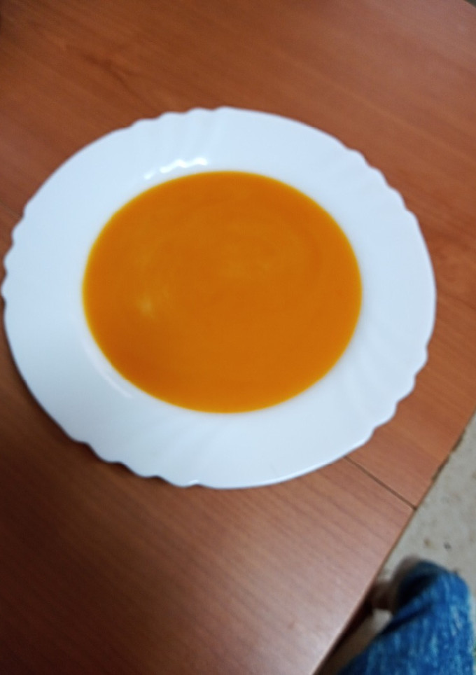 Una foto de Crema de zanahorias y pimiento rojo