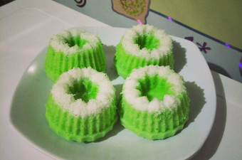 Anti Ribet, Buat Kue Putu Ayu Lembut Banget Murah