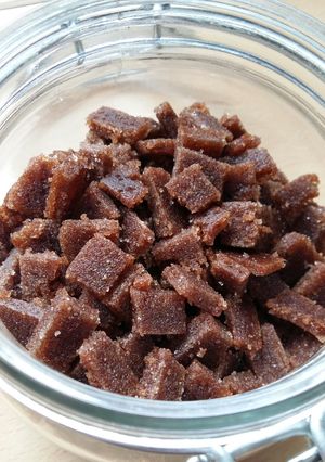 A picture of Vickys Homemade Cinnamon Chips.