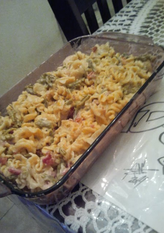 A picture of Bacon cheese pasta.