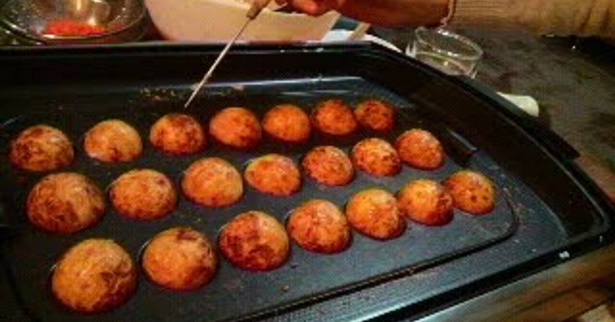 Perfectly Round Takoyaki With Crisp Outsides and Creamy Insides Recipe ...