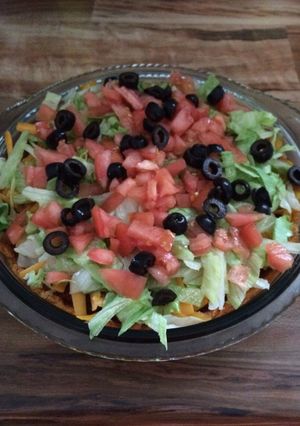 A picture of Taco Pie.