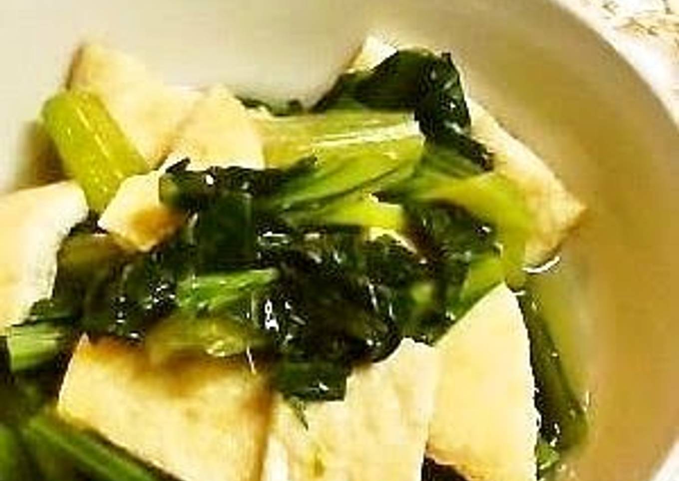 Kyoto-Style Komatsuna Greens and Abura-age (Fried Tofu) in Light Broth