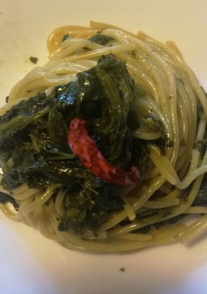Foto di Bietole selvatiche (senape) con spaghetti 🍝