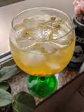 Gin com Maracujá e Cardamomo