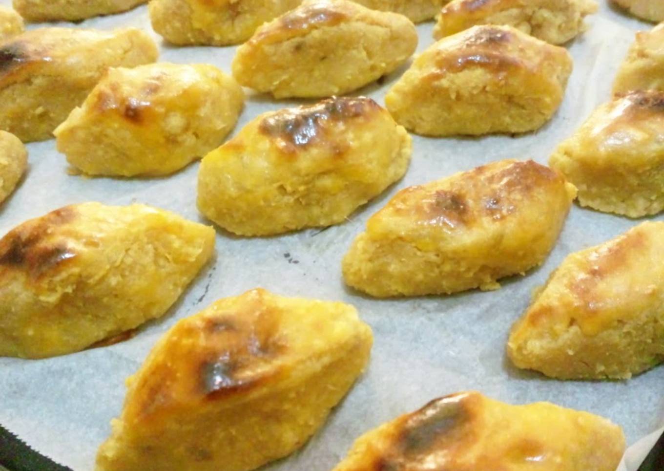 It is easy to buy sweet potatoes raw or cooked