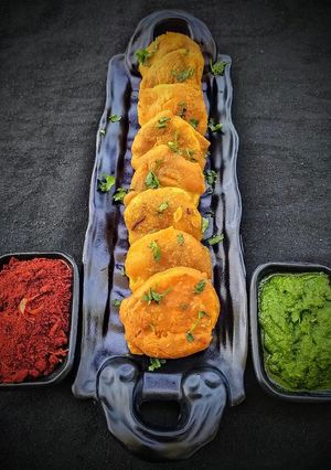 A picture of Potato Pakoda.