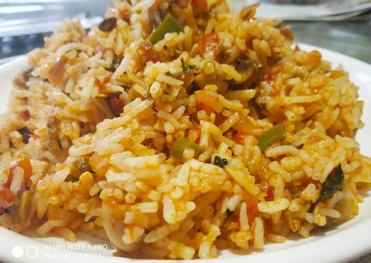 Recipe of Speedy Schezwan Fried Rice