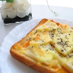 A picture of Easy Bamboo Shoot Cheese Toast.