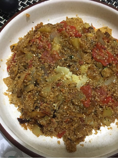 Una foto de Quinoa con verduras