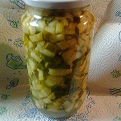 A picture of Sweet pickled cubes.