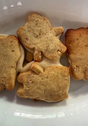 รูปของ Almond SB Cookies with Marshmallow Cream😅(สูตรคุณ Bruno Albouze)🥠🍪