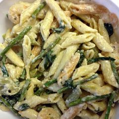 Shrimp Pasta With Asparagus And Spinach A picture of Shrimp Pasta With Asparagus And Spinach.