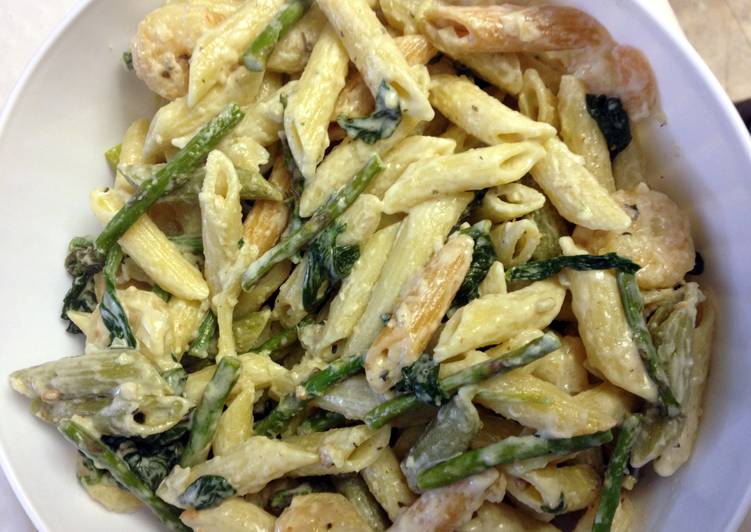Recipe: Yummy Shrimp Pasta With Asparagus And Spinach