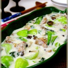 A picture of Chicken and Bok Choy Cream Stew.