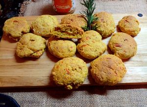 Una foto de Scones integrales (ricotta, queso magro y algunas cosillas😋)