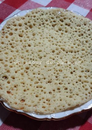 Une photo de Baghrir ou crêpes mille trous ☕