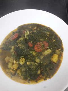 Una foto de Enchorizada de pavo con vegetales en olla gm