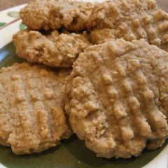 A picture of Vanilla Honey Cookies with Oat Flour.